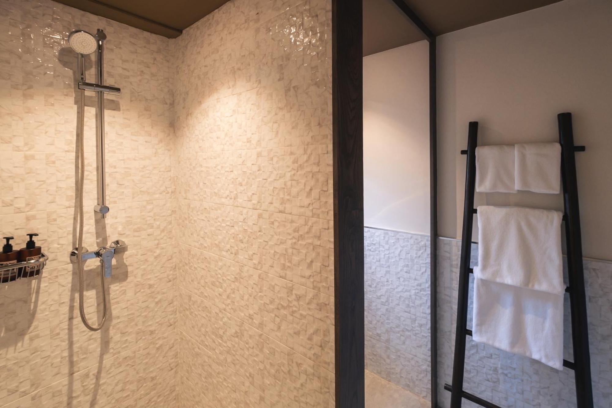 ザ 3 スィス ヴァケーション ロッジ チエンマイ 部屋 写真